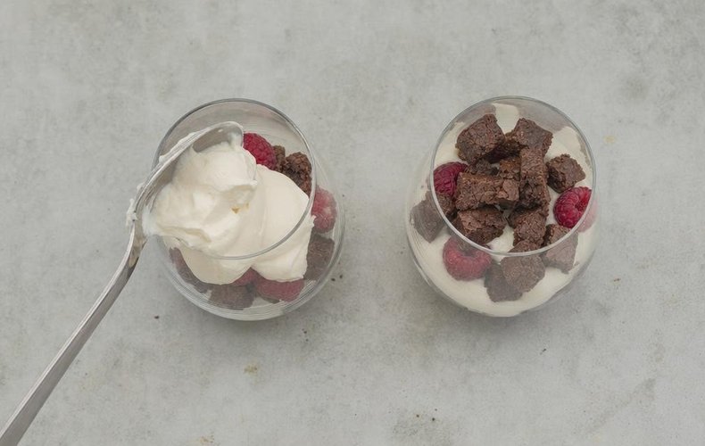 Trifle de brownies y crema de mascarpone: paso 7