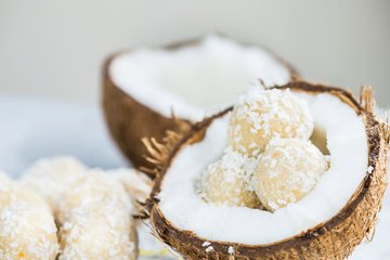 Receta Trufas de limón y coco
