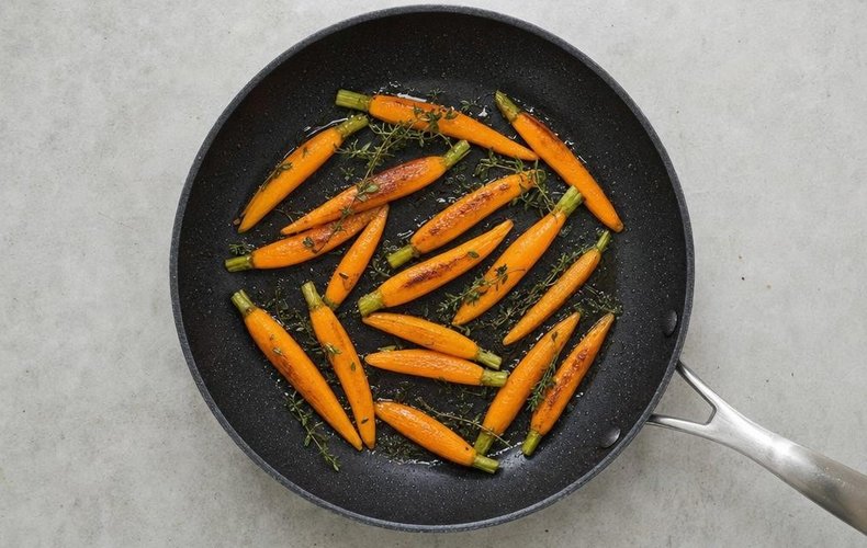 Zanahorias baby glaseadas con tomillo: paso 3